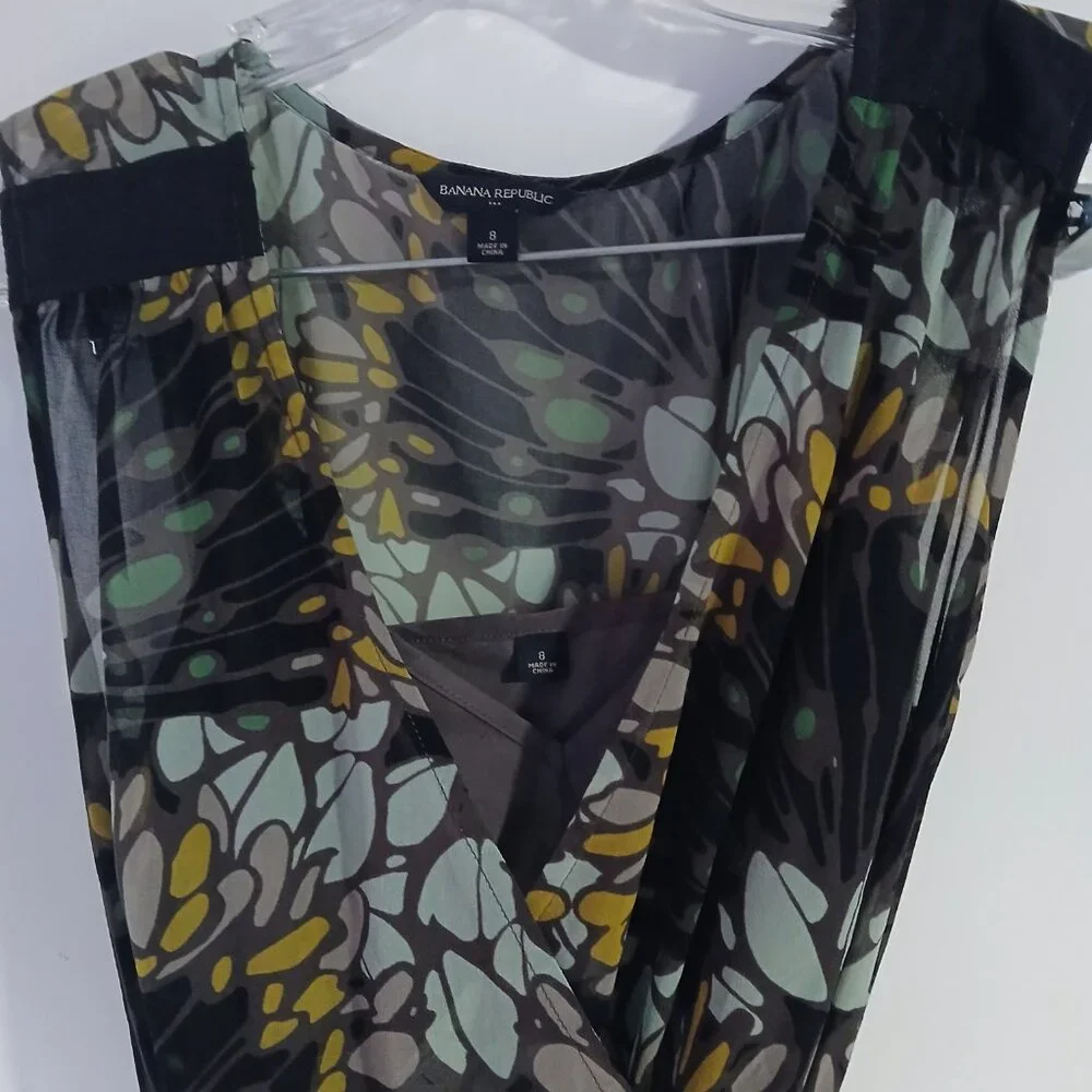 Banana Republic Women's Sheer Floral Wrap Dress SZ 8 GUC - Picture 5 of 13
